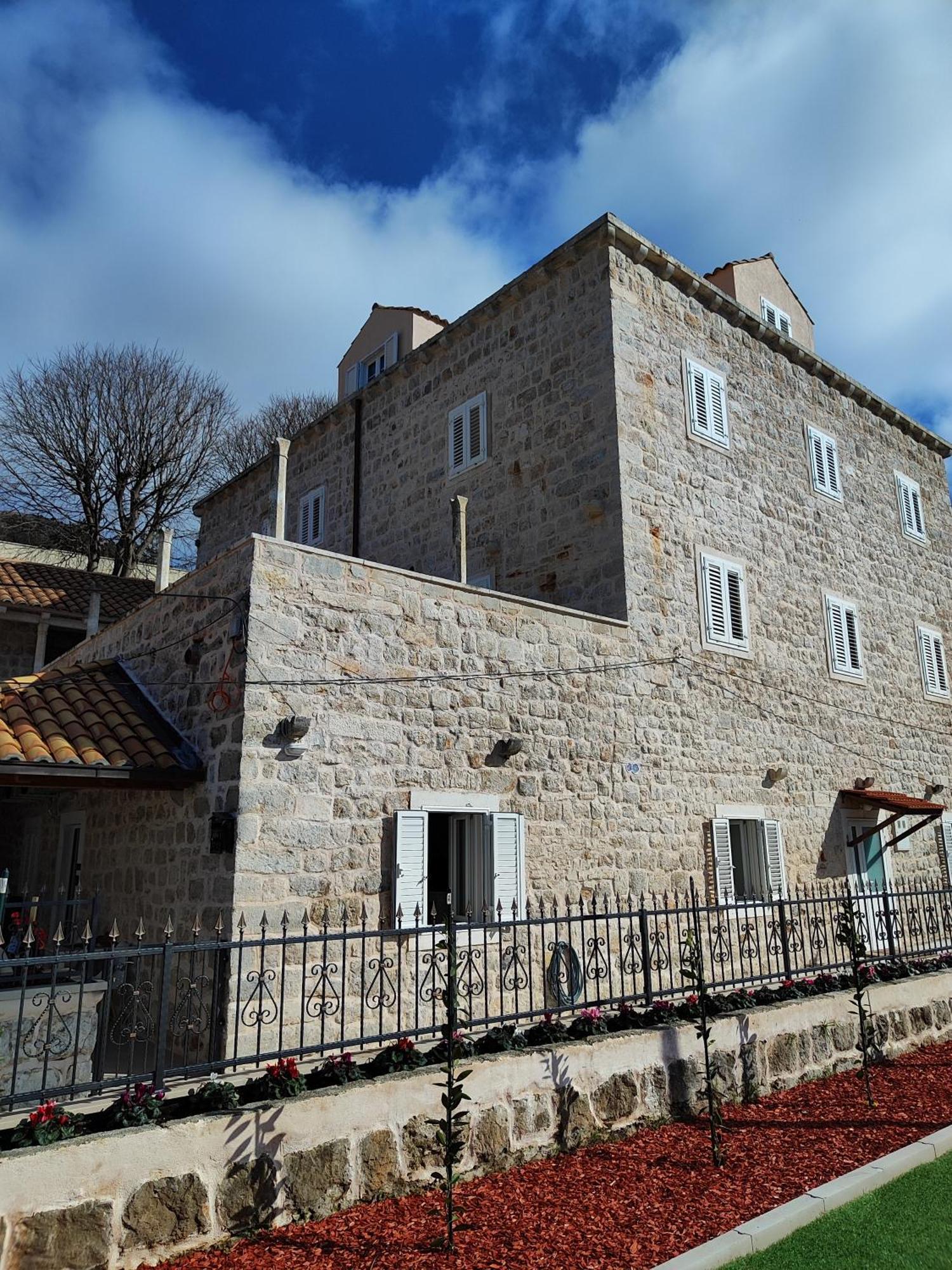Apartments Harriete Dubrovnik Exteriör bild